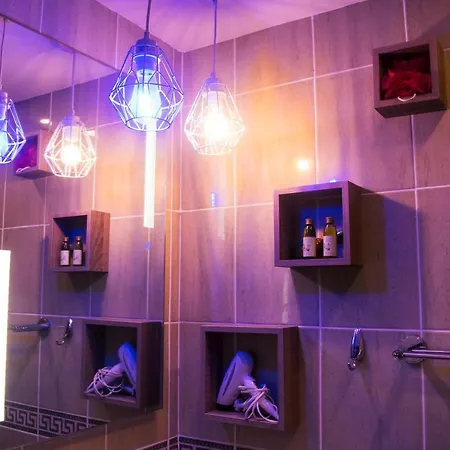 Aleksija Apartment *